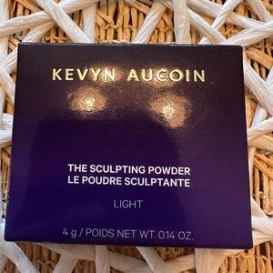 Kevyn Aucoin Matte Contour Powder shade light